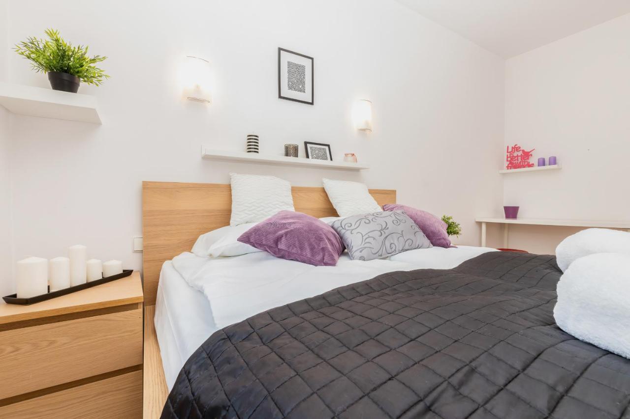 Apartment Kalinowa Z Parkingiem W Cenie By Renters *